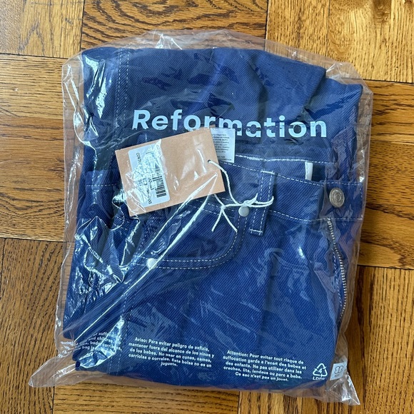 Reformation Cowboy High Rise Straight Jeans in Danube - Picture 5 of 16